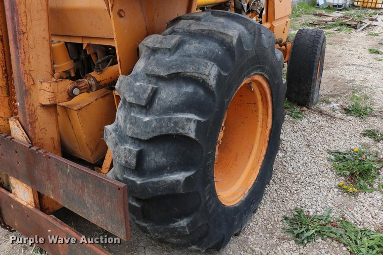 image for item DC7620 Case 580BCK forklift