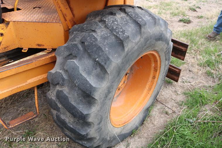 image for item DC7620 Case 580BCK forklift