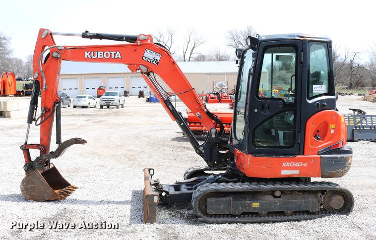 image for item DC7633 2013 Kubota KX040-4 mini excavator