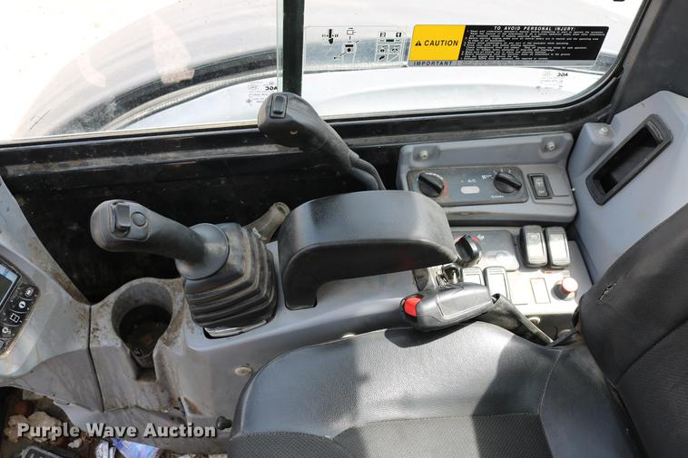 image for item DC7633 2013 Kubota KX040-4 mini excavator