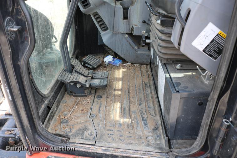 image for item DC7633 2013 Kubota KX040-4 mini excavator