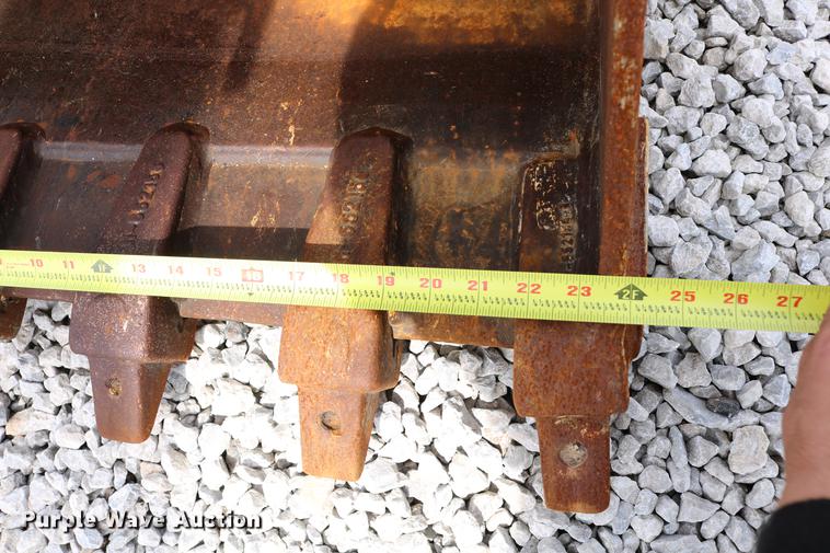 image for item DC7633 2013 Kubota KX040-4 mini excavator