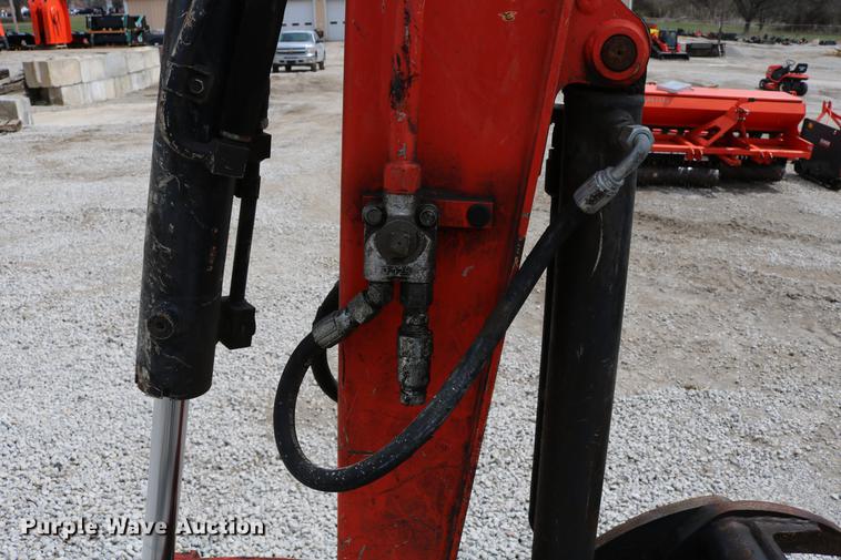 image for item DC7633 2013 Kubota KX040-4 mini excavator