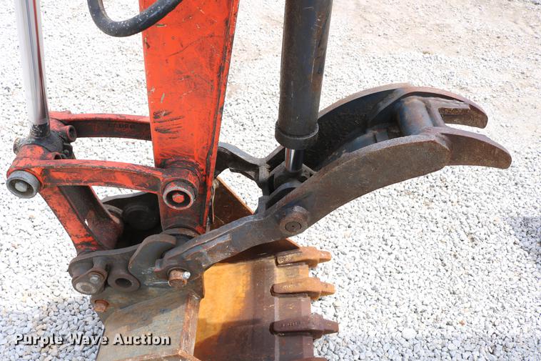 image for item DC7633 2013 Kubota KX040-4 mini excavator