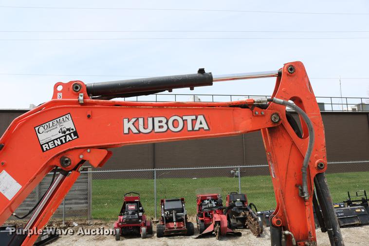 image for item DC7633 2013 Kubota KX040-4 mini excavator