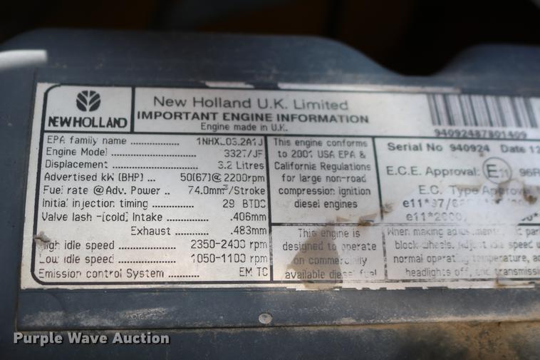 image for item DC7635 2001 New Holland LS180 skid steer