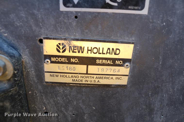 image for item DC7635 2001 New Holland LS180 skid steer