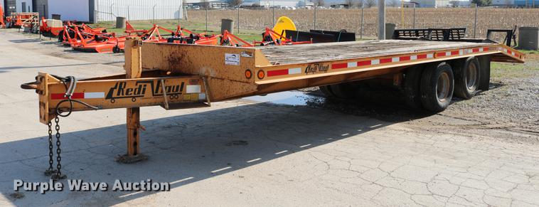 image for item DC7637 2000 Redi Haul equipment trailer