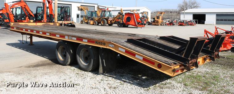 image for item DC7637 2000 Redi Haul equipment trailer