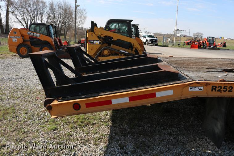 image for item DC7637 2000 Redi Haul equipment trailer
