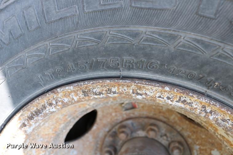 image for item DC7637 2000 Redi Haul equipment trailer