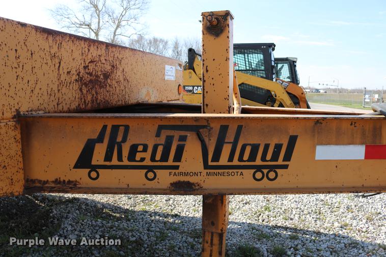 image for item DC7637 2000 Redi Haul equipment trailer