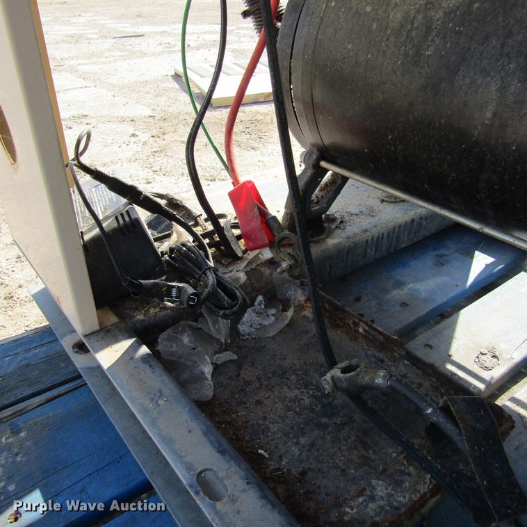 image for item DD2709 1998 Generac 00995-0 generator