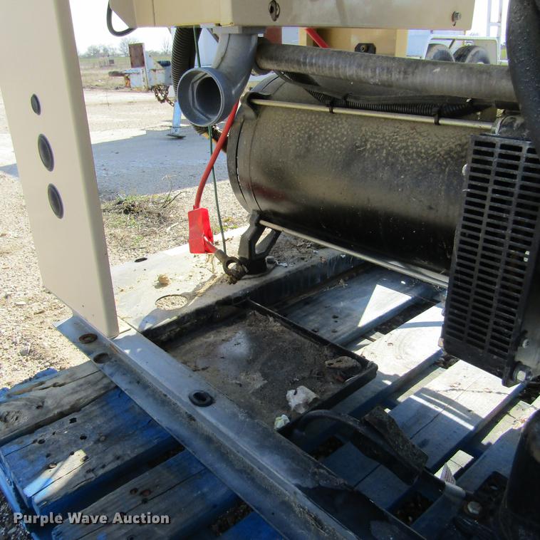 image for item DD2710 1998 Generac 00997-0 generator