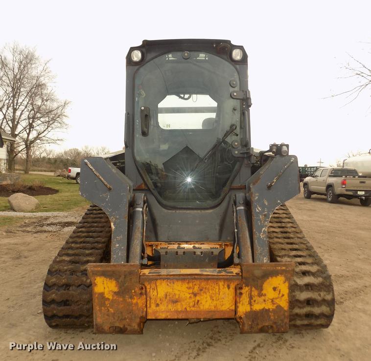 image for item DD2784 2012 John Deere 323DT skid steer