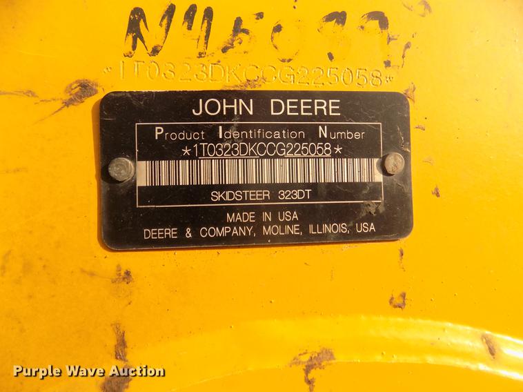 image for item DD2784 2012 John Deere 323DT skid steer