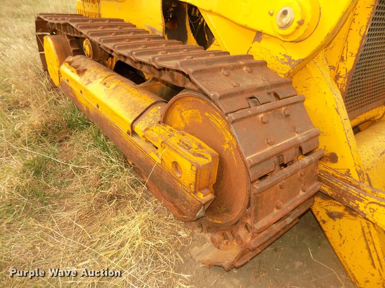 image for item DD2790 1984 John Deere 755A track loader