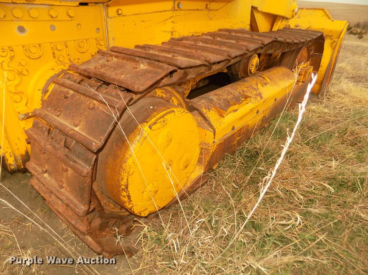 image for item DD2790 1984 John Deere 755A track loader