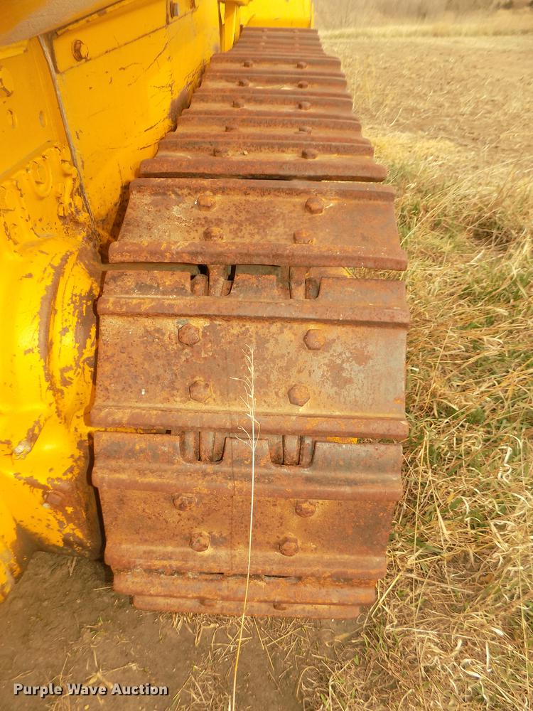 image for item DD2790 1984 John Deere 755A track loader