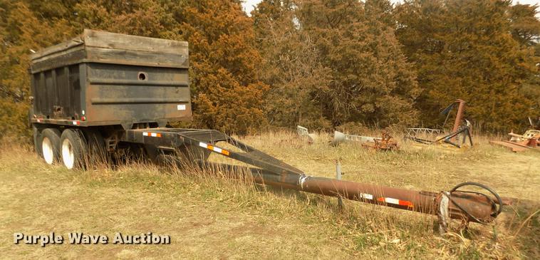 image for item DD2791 1981 end dump pup trailer