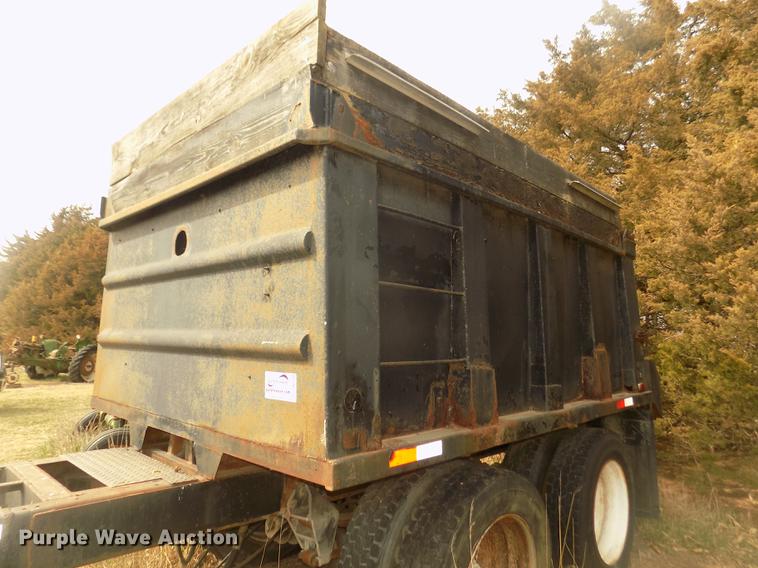 image for item DD2791 1981 end dump pup trailer
