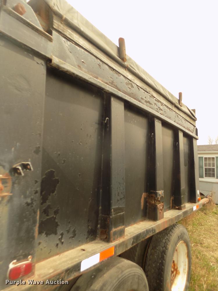 image for item DD2791 1981 end dump pup trailer