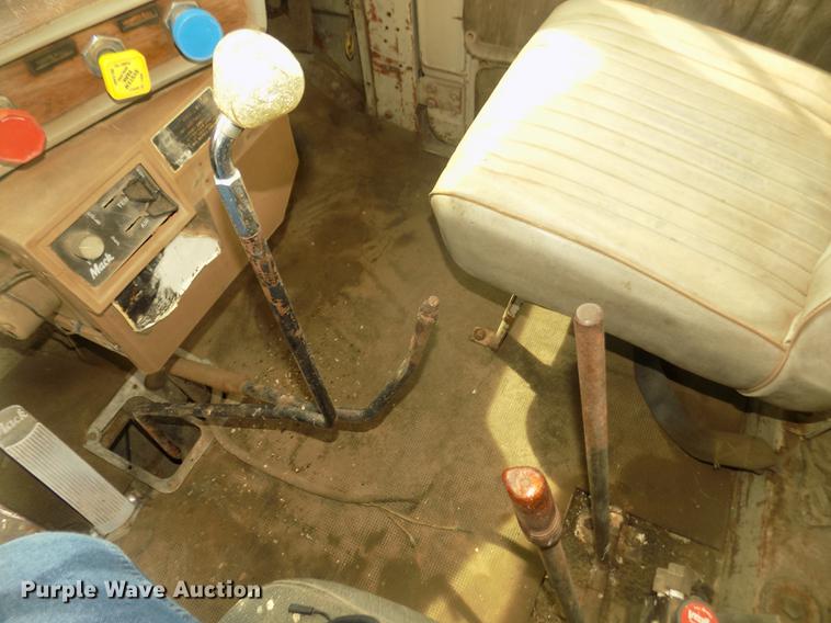 image for item DD2793 1976 Mack RS786LST dump truck