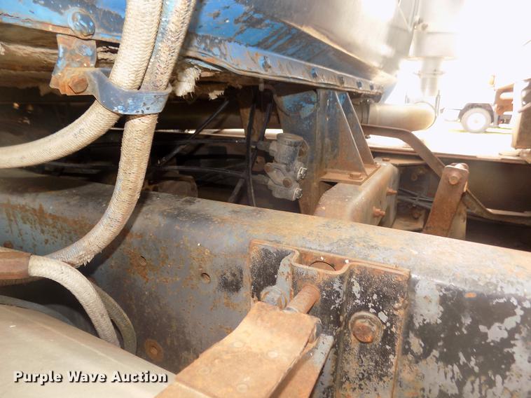 image for item DD2793 1976 Mack RS786LST dump truck