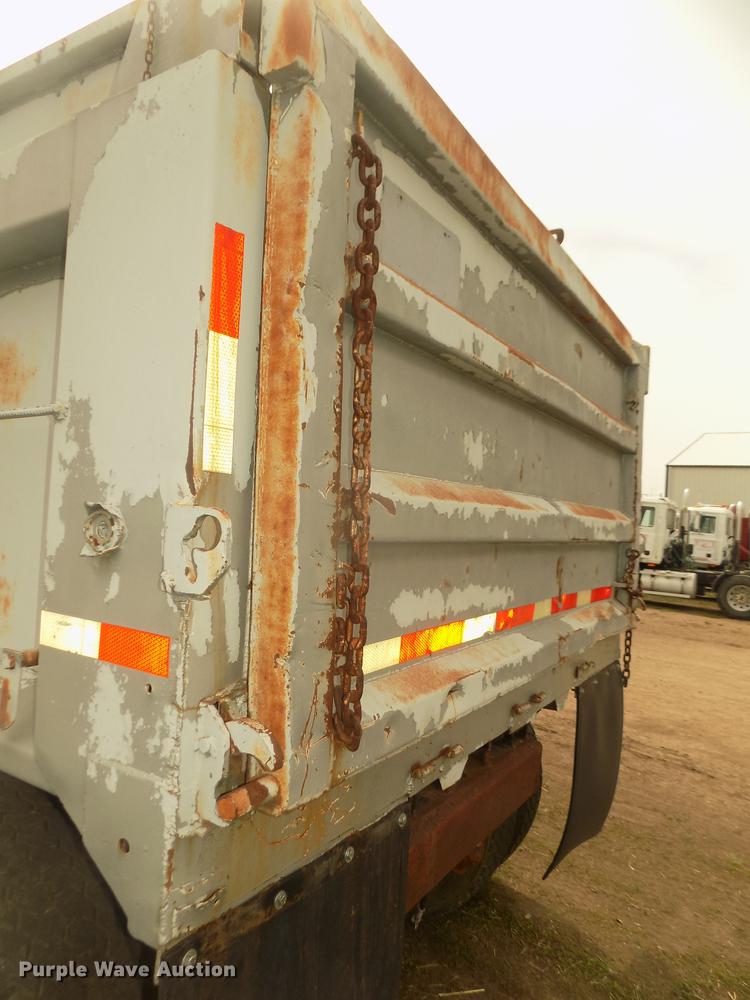 image for item DD2793 1976 Mack RS786LST dump truck