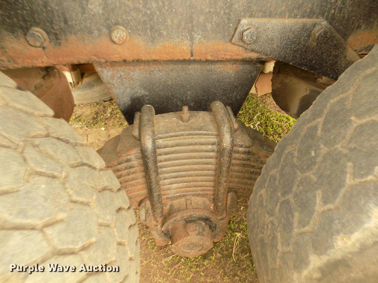 image for item DD2793 1976 Mack RS786LST dump truck