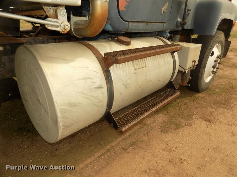 image for item DD2793 1976 Mack RS786LST dump truck