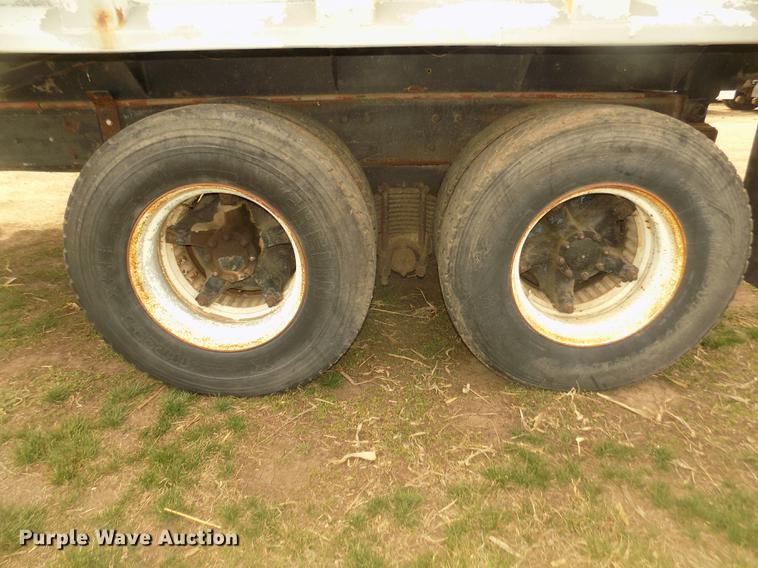 image for item DD2793 1976 Mack RS786LST dump truck