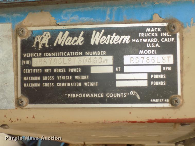 image for item DD2793 1976 Mack RS786LST dump truck