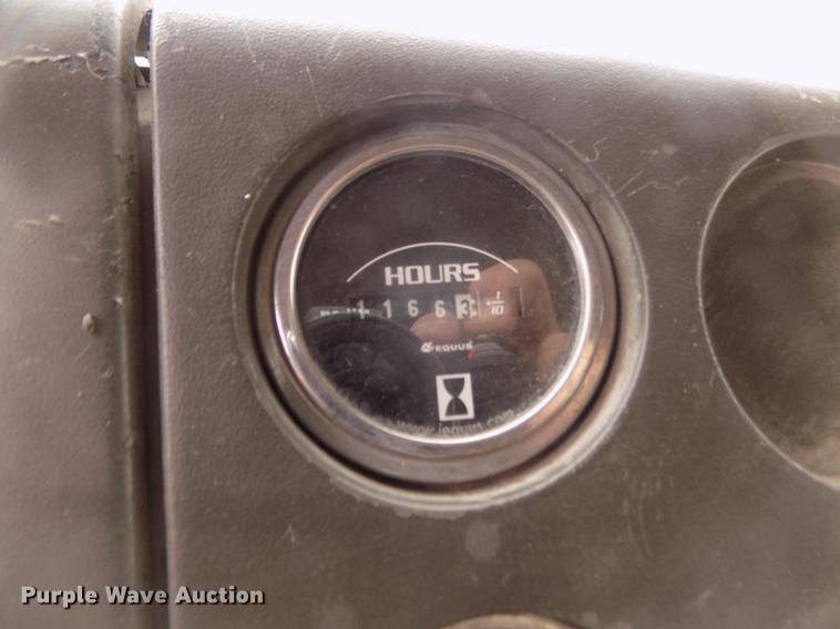 image for item DD2798 2001 Sterling A9500 semi truck