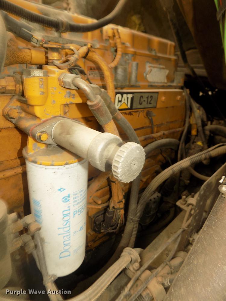 image for item DD2798 2001 Sterling A9500 semi truck