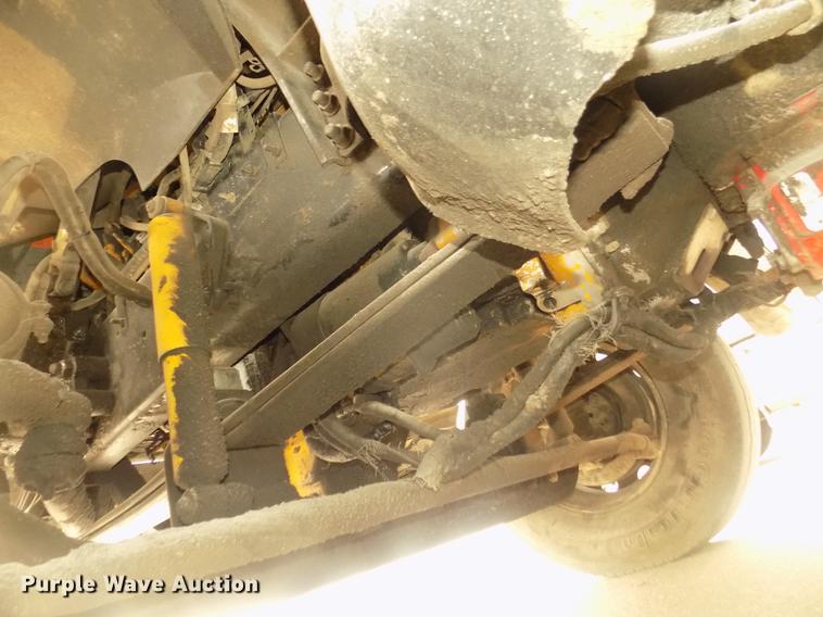 image for item DD2798 2001 Sterling A9500 semi truck