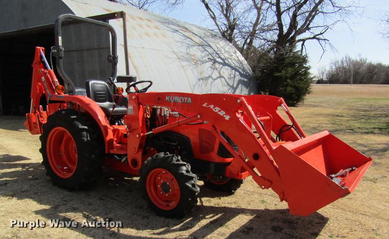 image for item DD8761 2013 Kubota L3200 HFWD tractor