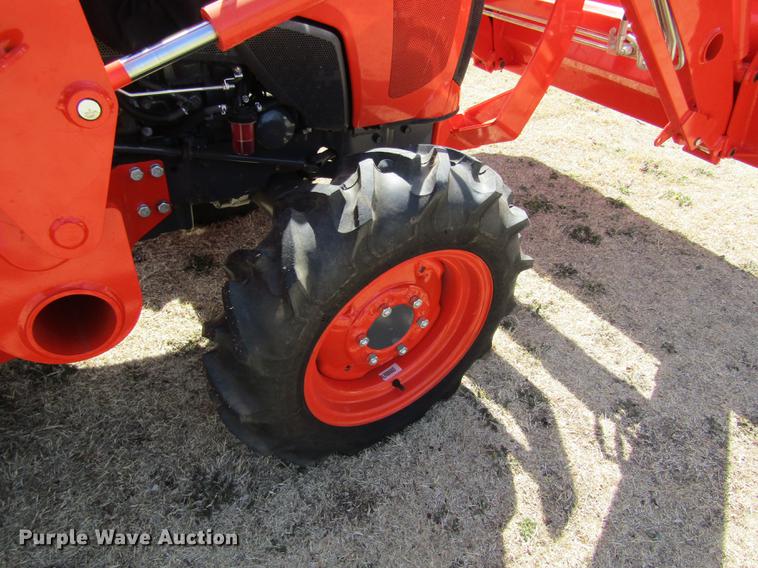 image for item DD8761 2013 Kubota L3200 HFWD tractor