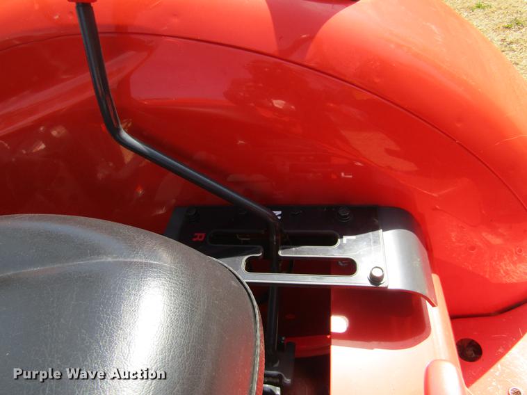 image for item DD8761 2013 Kubota L3200 HFWD tractor