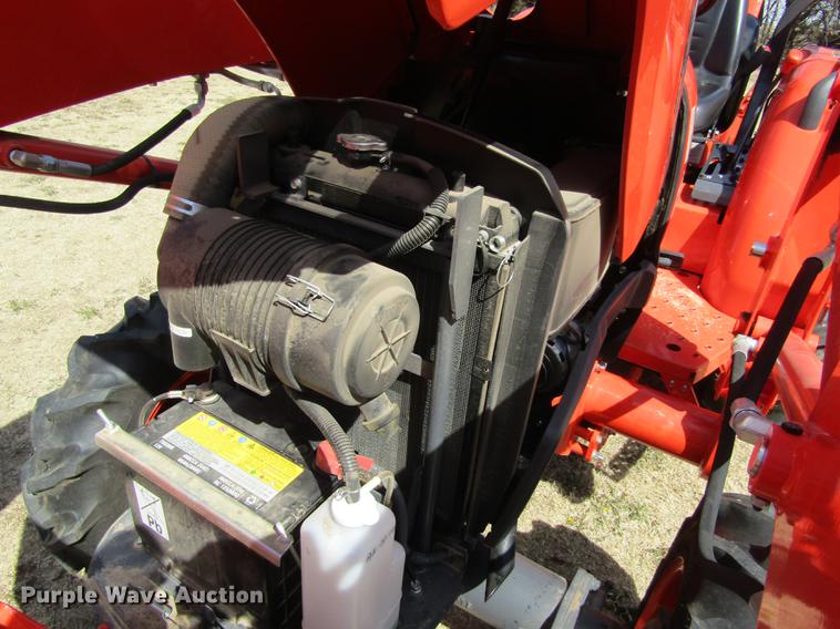 image for item DD8761 2013 Kubota L3200 HFWD tractor