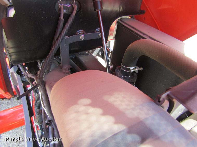 image for item DD8761 2013 Kubota L3200 HFWD tractor