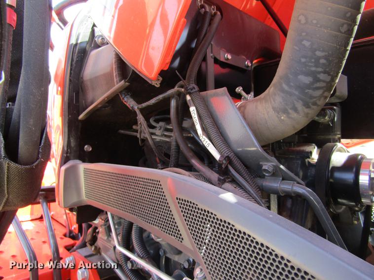 image for item DD8761 2013 Kubota L3200 HFWD tractor