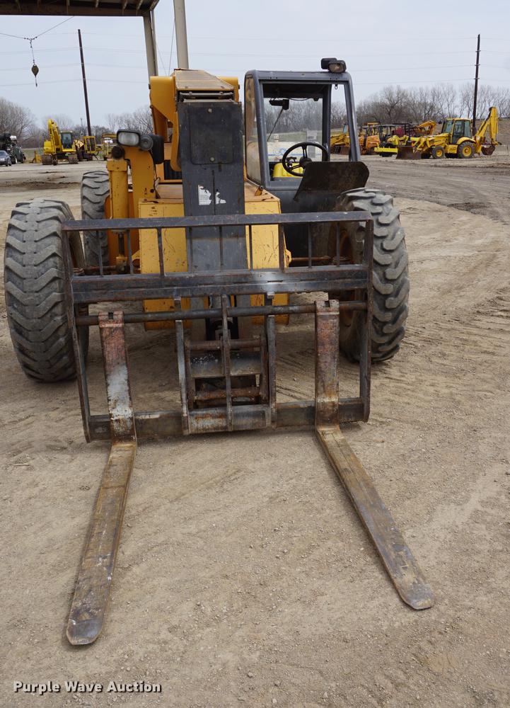 image for item DE3311 2000 Case 688G Series 2 telehandler