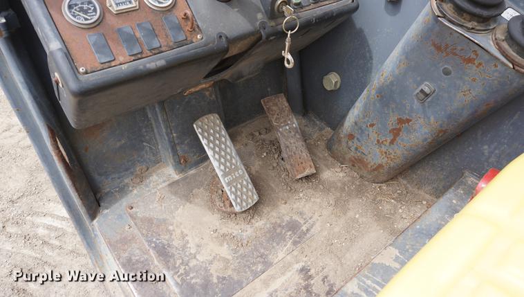 image for item DE3311 2000 Case 688G Series 2 telehandler