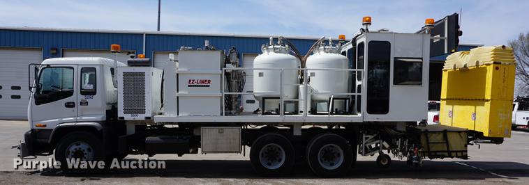 image for item DE3313 1998 Chevrolet T7500 paint striper truck