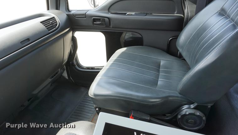 image for item DE3313 1998 Chevrolet T7500 paint striper truck