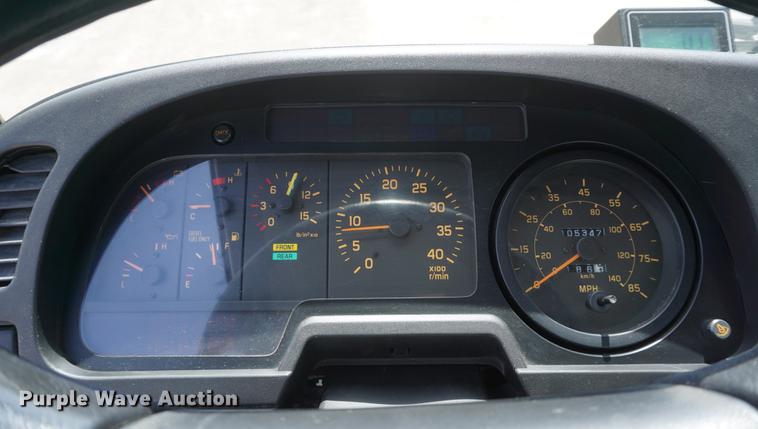 image for item DE3313 1998 Chevrolet T7500 paint striper truck