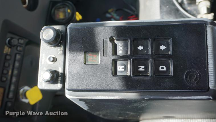 image for item DE3313 1998 Chevrolet T7500 paint striper truck