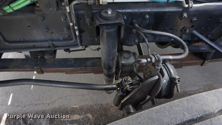 image for item DE3313 1998 Chevrolet T7500 paint striper truck