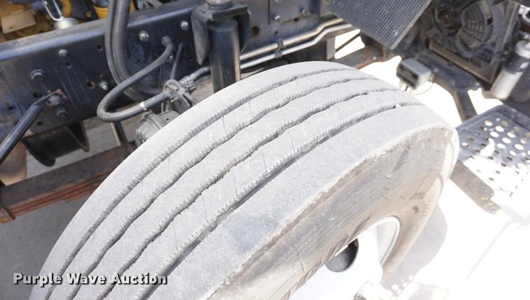 image for item DE3313 1998 Chevrolet T7500 paint striper truck